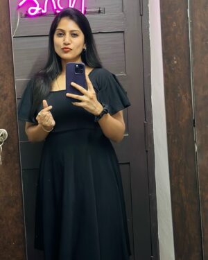 Dhanalakshmi Saminathan Instagram - Just reflecting;)

#fyp #instagram #selfie #trending #outfit #black #love #chennai #dhanasaminathan