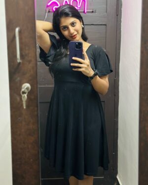 Dhanalakshmi Saminathan Instagram - Just reflecting;)

#fyp #instagram #selfie #trending #outfit #black #love #chennai #dhanasaminathan