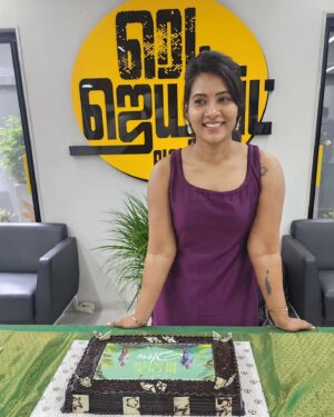 Dhivya Duraisamy Instagram - #vaazhai success meet ❤
