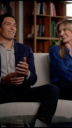 Diane Sawyer Instagram - “We had human parents who did superhuman things.” 

Christopher Reeve’s children, including @abcnews’ @willreeve_, share their journey through grief after the loss of their dad and mom, Dana Reeve.

#christopherreeve #superman