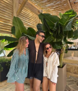 Dilara Kurtulmuş Instagram - Çok güzel geçen bir tatilin dump’ı🤩🤍🥹

#reklam