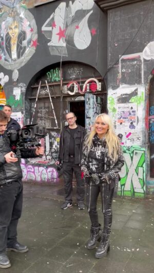 Doro Pesch Instagram - Behind the scenes of a documentary about the club where I played my first show ever. That was in Düsseldorf, Germany. I was still in Snakebite and the club was called Rose And Crown. Afterwards the name was changed to AK 47. The venue reminded me a bit of the CBGB's in New York. The documentary will be out soon.
Do you remember when you saw me live for the very first time?
🤘💪❤️🙏
#Love, #Doro
-
@ak47duesseldorf_official 
-
-
-
-
#doropesch #conqueress #allweare #warlock #allformetal #triumphandagony #dorofürimmer #metal #heavymetal #rock #metalhead #metalqueen #queenofmetal #fürimmer #doro40 #metalheads #rocknroll #hairmetal #blondeshavemorefun #vegan #soberlife #nuclearblastrecords @nuclearblastrecords #monstersofrock #düsseldorf #monstersofrockradio #ak47düsseldorf #punksnotdead #kiefernstrasse