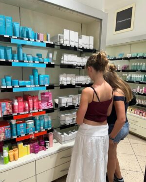 Dorothee Dauwe Instagram - Random foto’s die Weerman Frank deze week stuurde vanuit Toscane. 💚🤍❤️