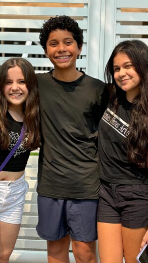 Duda Batista Instagram - Amigos ❤️❤️❤️ 

#amigos #friends #amizade