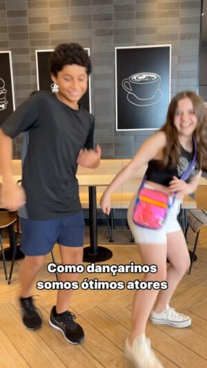 Duda Batista Instagram - O hit do momento.
#meninadabota #atores #dança