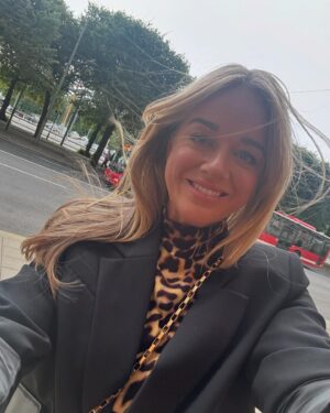 Ebba Kleberg von Sydow Instagram - Team 🐆 - JA / NEJ?! Kommentera! 📸