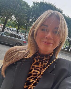 Ebba Kleberg von Sydow Instagram - Team 🐆 - JA / NEJ?! Kommentera! 📸