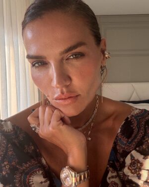 Ebru Akel Instagram - Sunset mood ✨
#reklam