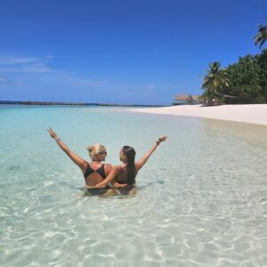 Elena Asimakopoulou Instagram - We created the best memories together!!!♾️❤️#loveyoytothemoonandback #youaremylife #mydaughter #mylove #meandyou #maldives #maldivesislands