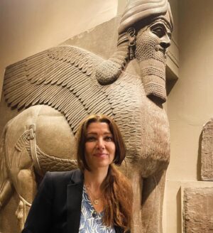 Elif Şafak Instagram - At the British Museum, this was an extraordinary event with the great Mary Beard. Flanked by remarkable lamassu sculptures, we talked about my new novel #thereareriversinthesky We talked about some of the central themes in the book, including cultural heritage and memory, and how these massive sculptures of Ancient Mesopotamian civilisations have ended up in the British museum. We discussed at length how leading museums today need to engage in the important debate about the complexities and mistakes of the past and how they also need to actively engage in finding a new inclusive narrative and a constructive way forward with regards to the future of these beautiful artefacts. We talked about some of the most complex and urgent and universal issues, including questions about cultural preservation, repatriation and international collaboration. Literature can be a calm and nuanced space to open up the most pressing issues of our times. Thank you for this magical evening. Being in the presence of objects so impossibly old was profoundly inspiring. With the amazing Helena Kennedy and @caoilfhionngallagher by a lamassu #culturalheritage #britishmuseum #lamassu #untoldstories #fictionmatters #storytellers 📚📚📚Yeni romanımla ilgili British Museum'da düzenlenen etkinlikten, tarih ve kültür ve edebiyat