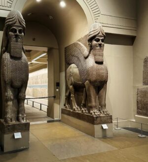 Elif Şafak Instagram - At the British Museum, this was an extraordinary event with the great Mary Beard. Flanked by remarkable lamassu sculptures, we talked about my new novel #thereareriversinthesky We talked about some of the central themes in the book, including cultural heritage and memory, and how these massive sculptures of Ancient Mesopotamian civilisations have ended up in the British museum. We discussed at length how leading museums today need to engage in the important debate about the complexities and mistakes of the past and how they also need to actively engage in finding a new inclusive narrative and a constructive way forward with regards to the future of these beautiful artefacts. We talked about some of the most complex and urgent and universal issues, including questions about cultural preservation, repatriation and international collaboration. Literature can be a calm and nuanced space to open up the most pressing issues of our times. Thank you for this magical evening. Being in the presence of objects so impossibly old was profoundly inspiring. With the amazing Helena Kennedy and @caoilfhionngallagher by a lamassu #culturalheritage #britishmuseum #lamassu #untoldstories #fictionmatters #storytellers 📚📚📚Yeni romanımla ilgili British Museum'da düzenlenen etkinlikten, tarih ve kültür ve edebiyat