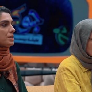 Elika Abdolrazzaghi Instagram - •
قسمت سوم «فصل بانوان » بالاخره بعد از کلی ماجرا منتشر میشود 🤡
با کلی زنگ زرد و قرمز و البته خنده‌های از ته دل، حالتون رو خوب می‌کنه!🤣
این قسمت پر از لحظات شاد و بامزه‌ست که حسابی شما رو می‌خندونه و انرژی مثبت بهتون میده😁
شوخی‌های جالب و صحنه‌های خنده‌دار این قسمت به شما کمک می‌کنه تا از روزمرگی‌ها فاصله بگیرید و یک ساعتی بهتون حسابی خوش بگذره❤️
منتظر فردا باشید و این قسمت فوق‌العاده رو از دست ندید!😍

جوکر۲ کاری از احسان علیخانی
پخش این قسمت استثنائاً پنج شنبه ١٥ شهريور به‌صورت اختصاصی از #فیلیمو 🧡

@joker_realityshow
@filimocom
