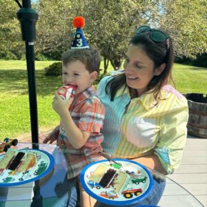Elise Stefanik Instagram - 🎂 Sammy is THREE! 🎂 

Happy Birthday to our smart, kind, curious, adventurous, funny, thoughtful, and happy boy! You are the joy of our lives and we are so blessed that you are our son. We love you Sammy! @mandamatthew