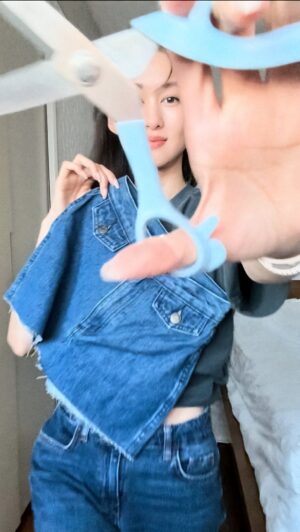 Eliza Sam Instagram - Part of doing a clothing flips is knowing that you are working with limited resources. But the fun part is figuring out how to make it work… sometimes it’s smooth, and someday you just have to try your best to save it🙈 
What do you think of this one? …be honest!