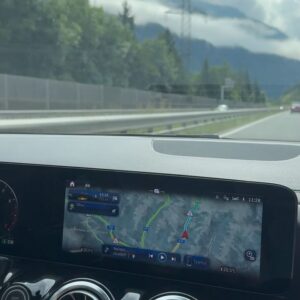 Elizabeth Kopecká Instagram - 4 noci v Rakousku a Slovinsku 🤍 a kam dál? 🤔

dovolená autem od @saga.mb.praha 🤍 nejlepší!! 

4 nights in Austria and Slovenia 🤍 and where to go next? 🤔

driving the best best car @saga.mb.praha