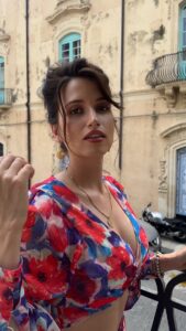 Actress Elizabeth Kopecká HD Instagram Photos and Wallpapers August 2024