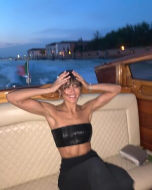 Ella Purnell Instagram - boat 🤝 bangs