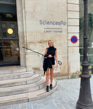 Emma Wiklund Instagram - First couple of days in Paris together with Tyra who’s starting her exchange semester at Sciences Po.
We are so happy and proud that she will be living, enjoying and studying in the most beautiful city in the world! 🇫🇷