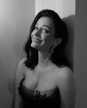 Eva Green Instagram - While in Venice, avoid elevators and use @pierarnostudio instead 🛗🤪 How come my best photos in Venice are always taken by you 📸 @gregwilliamsphotography ? 😘

#armanibeauty #armanimakeup @armanibeauty @giorgioarmani #GiorgioArmaniPrivé