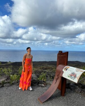 Ève Gilles Instagram - Un peu de mes vacances à la Réunion 🇷🇪 
(J’étais obligée de mettre la dernière parce qu’elle me représente parfaitement 😂)