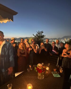 Ever Carradine Instagram - Celebrating my 50th trip around the sun surrounded by so many people that I love. Happy Birthday to me, indeed. #happybirthday #thisis50