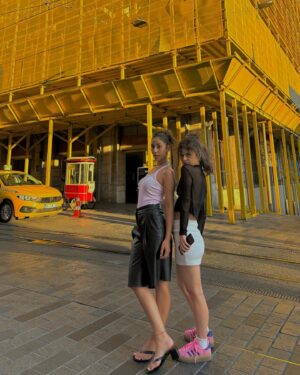 Eylül Ersöz Instagram - sonda süprays var🔆