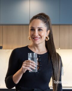 Actress Francini Amaral HD Photos and Wallpapers November 2024