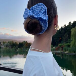 Funda Güray Instagram - Hangi fotoğraf bir olmalıydı sorunsalıma ortak olun 🍎

#outfitoftheday #oodt #photooftheday