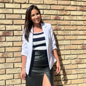Gabriela Partyšová Instagram - Tento čas je pro mě časem velké profesní změny.Cítím zodpovědnost a mírné napětí… @chantall.cz @chantall.sk