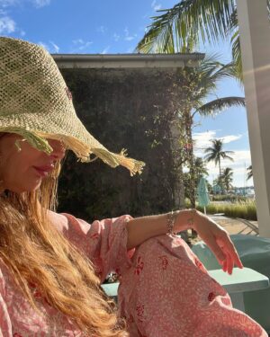 Gabrielle Anwar Instagram - Much needed getaway. @shareefmalnik @thebungalowsfl