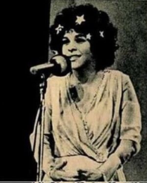 Gal Costa Instagram - 🎶🎤⭐️ Em 12 de setembro de 1968, Gal Costa participou da primeira eliminatória do III Festival Internacional da Canção, na etapa realizada no Tuca (Teatro da Universidade Católica), em Perdizes, São Paulo.

Gal defendeu a canção “Gabriela Mais Bela” de Roberto Carlos e Erasmo Carlos, que não foi selecionada para a fase nacional do FIC.

Com sete edições divididas em duas fases (nacional e internacional), o FIC foi o concurso musical mais duradouro da TV brasileira.

Fotos: Acervo @estadao / Acervo @evangelinamaffei

#GalCosta #EquipeGal