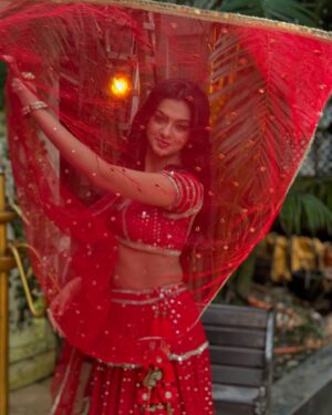 Garvita Sadhwani Instagram - ♥️ 
.
.
.
#starplus #yrkkh #garvita #ruhibirla #roohibirla🦋