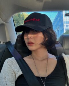 Actress Geum Sae-rok HD Instagram Photos and Wallpapers September 2024