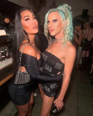 Gia Gunn Instagram - Spotted in the big apple🗽