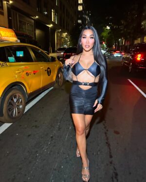Gia Gunn Instagram - Spotted in the big apple🗽