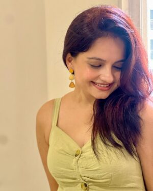 Giaa Manek Instagram - कहता है क्या तेरा जिया?🫶🏻