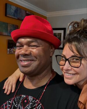 Gina Gershon Instagram - New Orleans. My Heart  and Soul ( and waist) always expands when I am in your presence. You never disappoint. The music , the food, and my friends, old and new- New Orleans, I Love You . Til  next time ❤️🙏🏻❤️ #soulofamerica #newOrleans #drjohn #downinneworleans🎭⚜️ 🎼🎼🎼