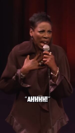 Gina Yashere Instagram - Flashers! 🧥 
From my 2012 special 'Laughing To America'. Go get the whole thing on ginayashere.com

#comedy #standup #standupcomedy #funny #ukcomedy