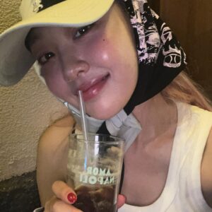 Ha Soo-young Instagram - 오랜만에 데이투