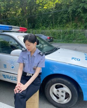 Ha Yoon-kyung Instagram - #아무도없는숲속에서 🖤