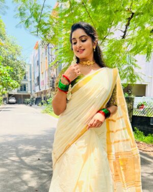 Harika Sadu Instagram - Onam vibes ❤️🥰🙏 blouse designed by @studio_sushma