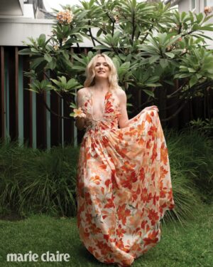Harriet Dyer Instagram - 🛎️ UK and US, we have Colin From Accounts season 2 dates for you 🛎️

🇬🇧UK @bbc on BBC2 September 3

🇺🇸US @paramountplus September 26

US is a binge drop I believe and all episodes will be on @bbciplayer 

Shoot for @marieclaireau 
Editor: @georgiecmccourt 
Creative director: @jneets 
Fashion Director: @naomismith 
Photographer: @hollywardstudio 
Hair: @darrensummors 
Makeup: @isabellaschimid 
Nails: @oli_antunes_nails_makeup 
Production: @robynfp24 
H wearing @prada @gucci @cartier @zimmermann 
P wearing @gucci @zegnaofficial and @cartier 

With an interview by the most excellent @angelamollard 

Domesticated wolf in last slide could catch and kill his own food but chooses not to.