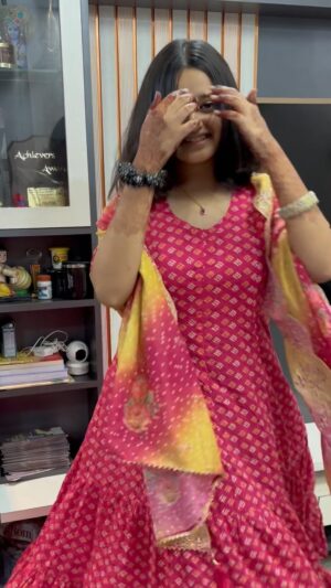 Harshita Ojha Instagram - Got laila vibes in this dress 🎀

#veera #veerkiardaasveera #harshitaojha #outfit #traditional
