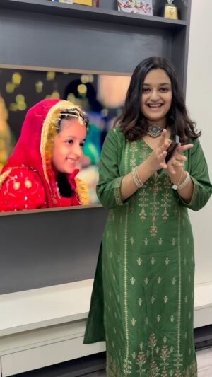 Harshita Ojha Instagram - Happy rakshabandhan to yall from Veera and her chotu veerji 😂🧿
Missing bhavesh bhaiyaaaaa 🥺
#veera #veeraserial #harshitaojha #rakshabandhan