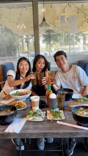 Haven Everly Instagram - You too? 😜🍜

#relatable #comedyskits #friendship #debbhavenandell #igreels #reels #funny #food