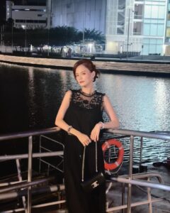 Actress Hayley Woo HD Photos and Wallpapers September 2024