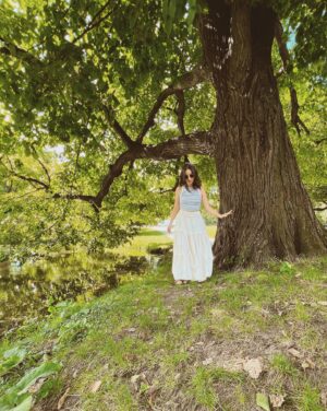 Helga Krapf Instagram - Snaps of my last day of being 35, posted on the first day of being 36. ✨ 

Now, lets enjoy the beginning of another journey around the sun in a very mindful, very thoughtful, very grateful, & very cutesy manner. ♥️😉 ♍️ 🐉 22 🌙 🥳