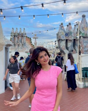 Hemal Ingle Instagram - The last two pictures remind me of Dora the explorer 😂

#HemliinSpain