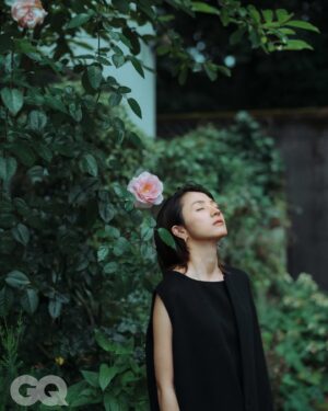Hikari Mitsushima Instagram - ▽◁ 🔺▷

@gqhype interview（日本語/ English）
@kosukemae 

普段の食卓で友人たちとワイワイ会っていた
カメラの前さんと、念願の初撮影✨

前くんのカメラマンデビューはGQ
and
GQの神谷さんの初仕事はfolderのインタビュー
なのだとか... ご縁だ。

♡

とてもリラックスした
軽やかな写真をありがとう
現場の皆んなの健やかさが映っている!

syoさんのインタビュー
読みごたえアリです😳面白い
（アーカイブにURLのリンクがあります）

@hoshino_kanako 
@sanbon0707 
@syocinema 

@last_mile_movie