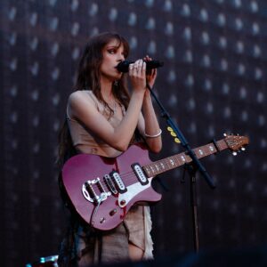 Holly Humberstone Instagram - i have some exciting news !! i'm going to be giving away my beautiful cranberry electric guitar from @powerselectricguitars that i played at the eras tour in london last month (and my previous tours) !!! it’s one of the most beautiful instruments that i own and i’m excited to be passing it along for someone else to love. enter your details at the link in my bio to enter (members of my newsletter will receive an extra entry!!) love u guys
 
thank u so so so much Powers Electric for working with me on this, how special !!! ♥️♥️🥹🥹